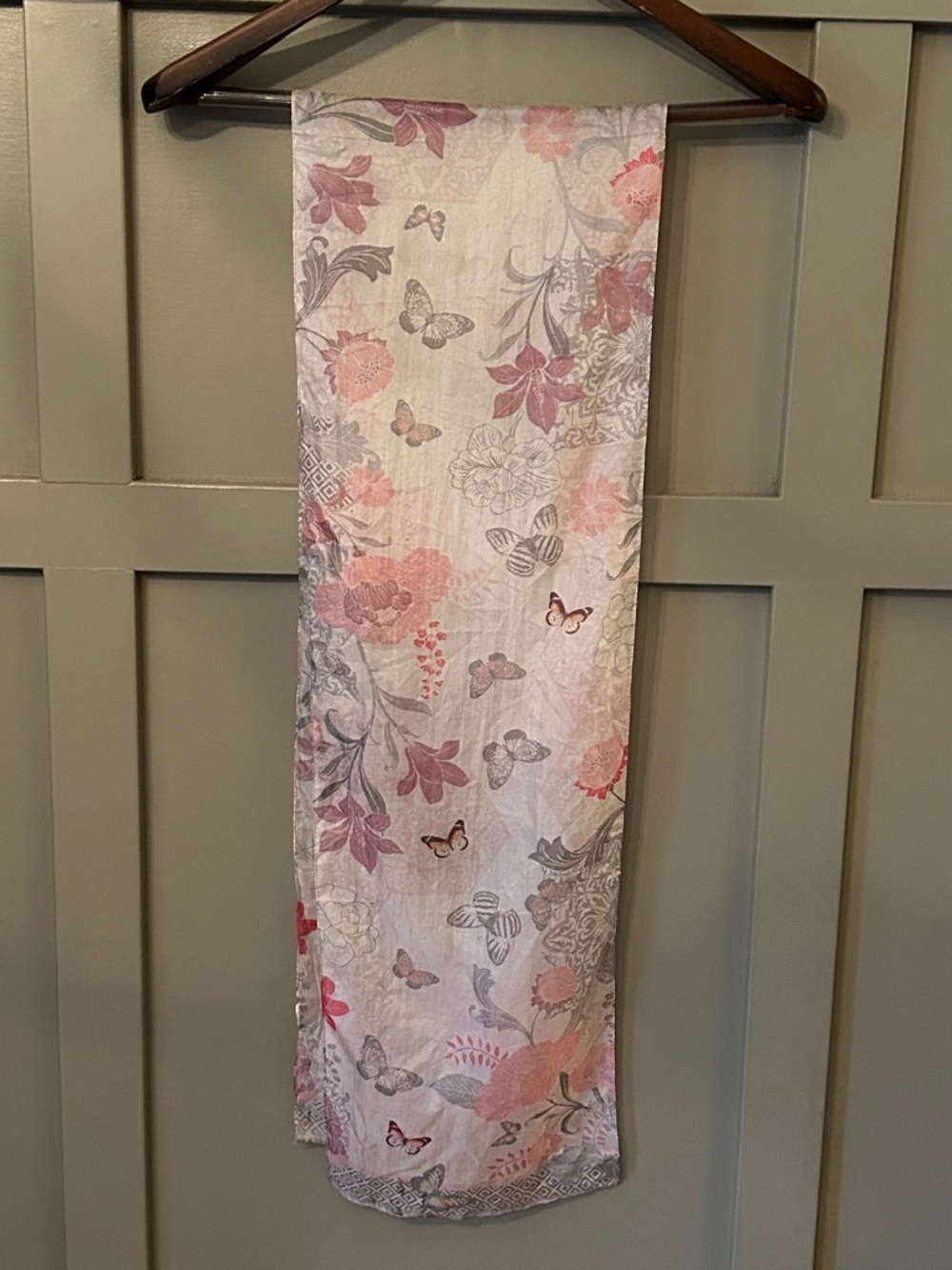 Scarf 100% Silk Butterfly Floral Print Pink Purple 63 x 9.5"